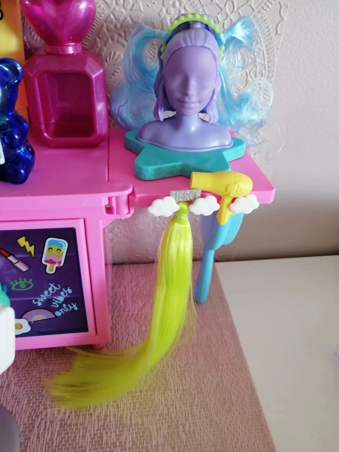 Barbie Extra: Peluquería con algunos accesorios – photo 6
